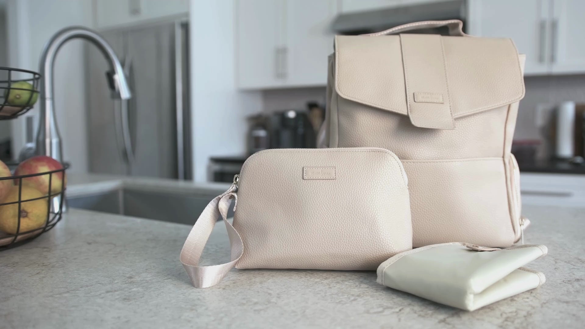 Hallie Breast Pump Bag - Regular – Mombru